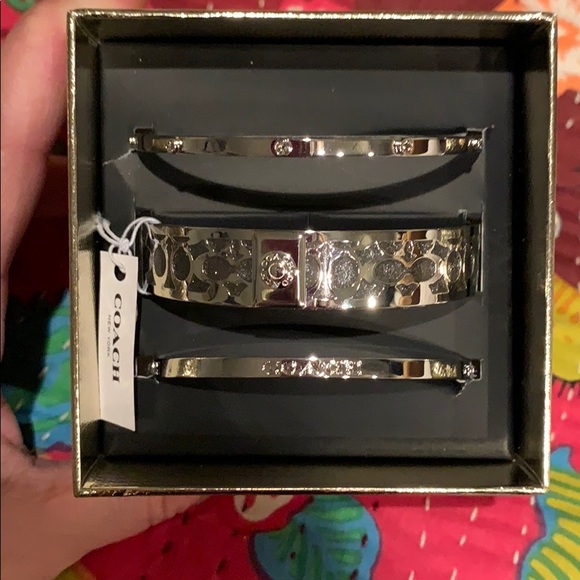 NWT. COACH Bracelet Set. - Picture 1 of 11